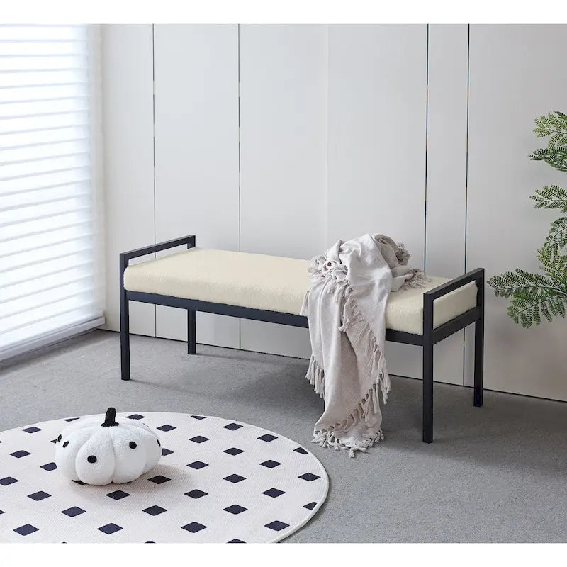 Banc rembourré en tissu Teddy avec pieds en acier