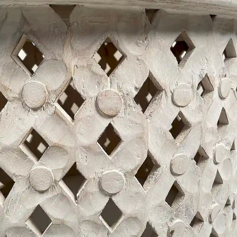 28 Inch Artisanal Round Mango Wood Coffee Table, Intricate Diamond Lattice Cut Out Frame, Washed White